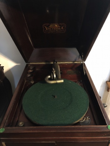 Victrola VV-IX 72711
Pic 2 Victrola VV-IX 72711
Pic 2