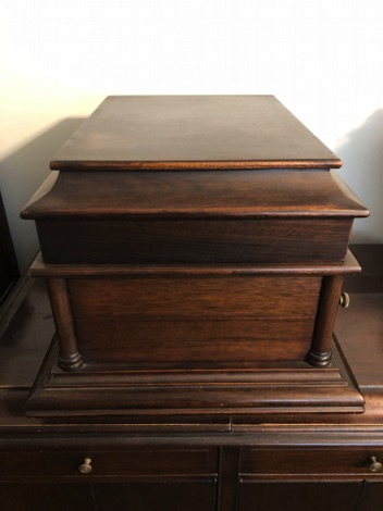 Columbia Grafonola A 45435
$500.00 OBO Pic 1 Columbia Grafonola A 45435
$500.00 OBO Pic 1